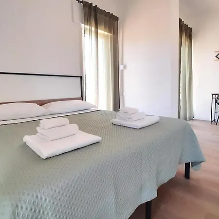 Urban View - & Terrace Guest house 3*
